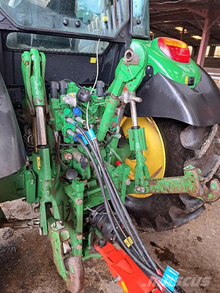 John Deere 6115RC Trattori