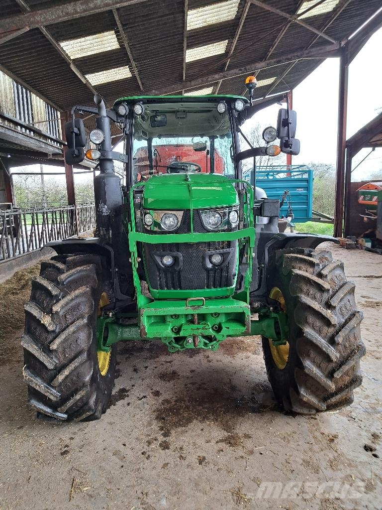 John Deere 6115RC Tracteur