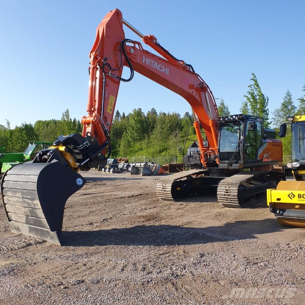 Hitachi ZX300LC 履带挖掘机