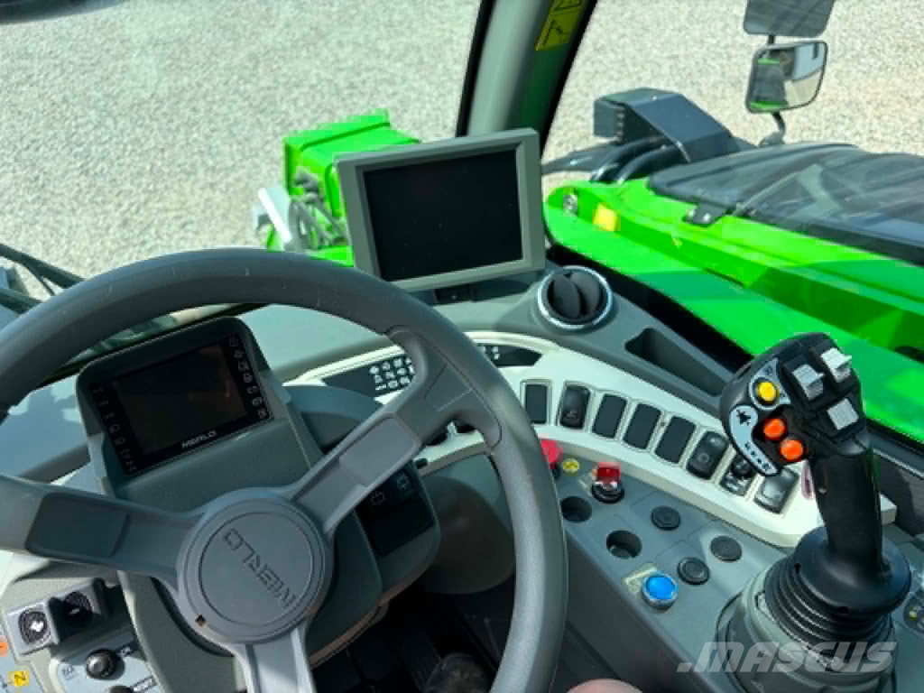 Merlo Turbo farmer 42.7 معدات مناولة لأغراض الزراعة