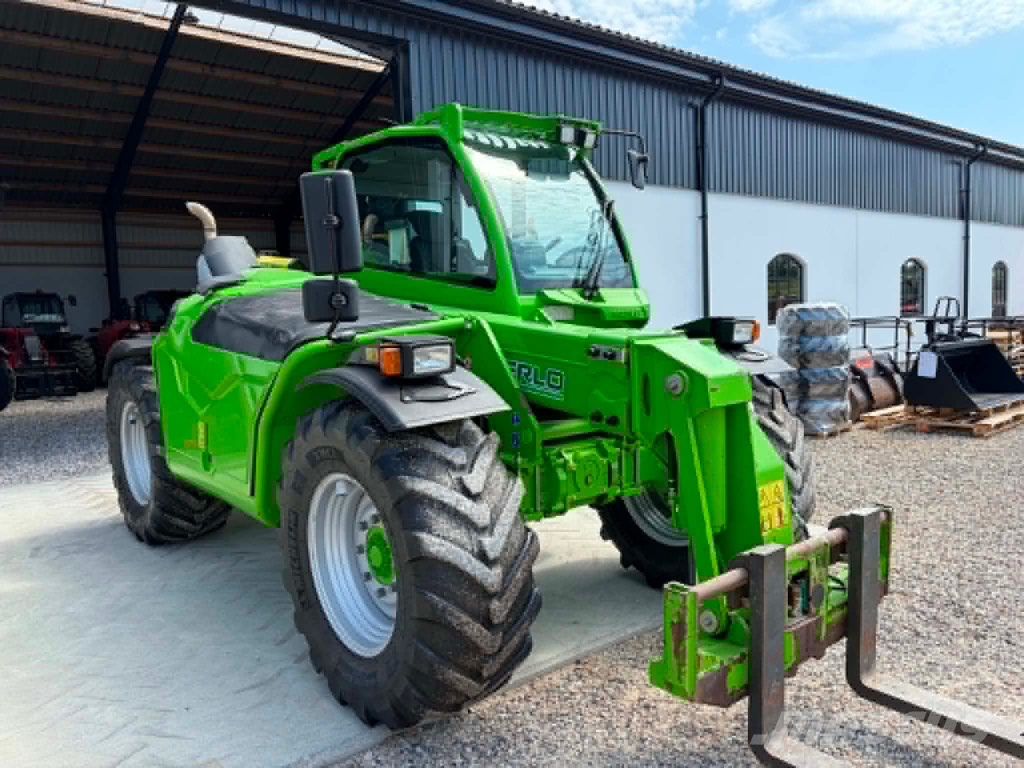Merlo Turbo farmer 42.7 معدات مناولة لأغراض الزراعة