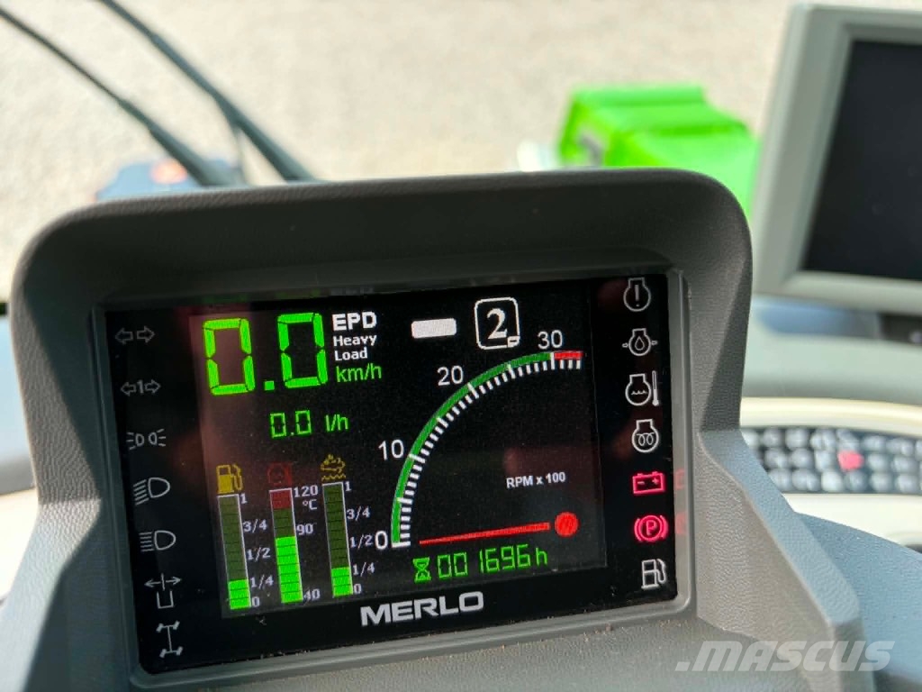Merlo Turbo farmer 42.7 معدات مناولة لأغراض الزراعة