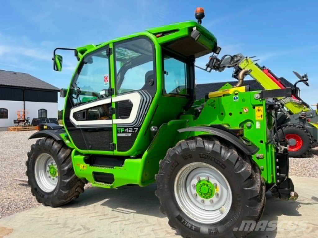 Merlo Turbo farmer 42.7 معدات مناولة لأغراض الزراعة