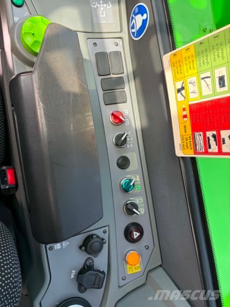 Merlo Turbo farmer 42.7 معدات مناولة لأغراض الزراعة