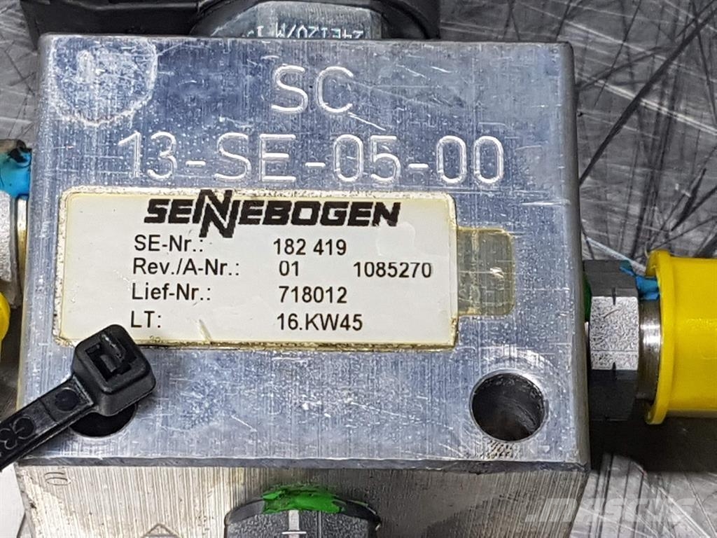 Sennebogen SC 13-SE-05-00 - 818 - Valve/Ventile/Ventiel 油壓
