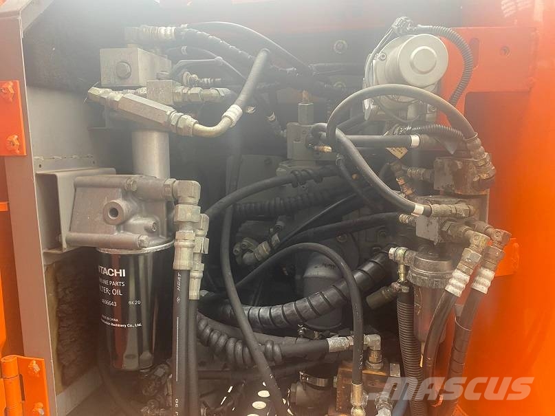 Hitachi ZX 160 履带挖掘机
