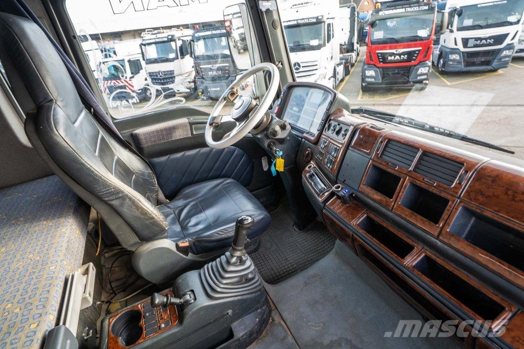 MAN TGA 33.410 BB 吊鉤式起重車
