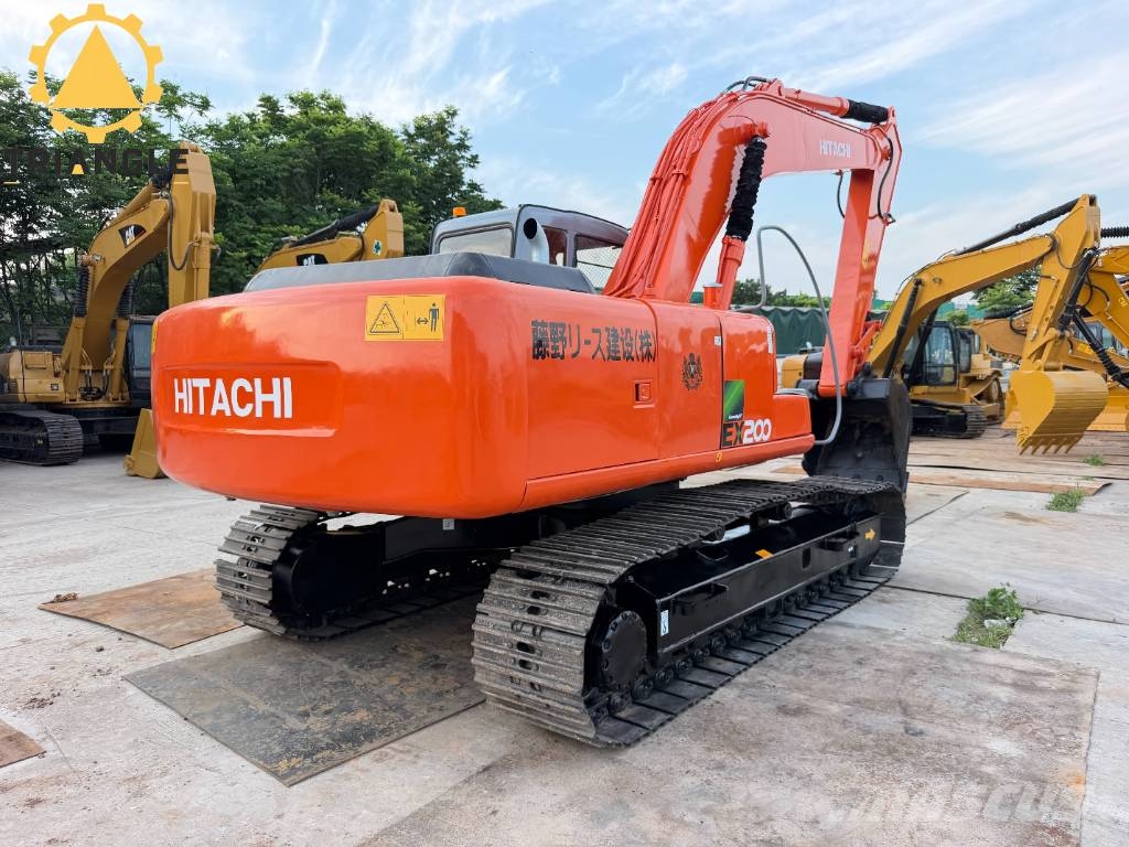 Hitachi EX 200 Raupenbagger