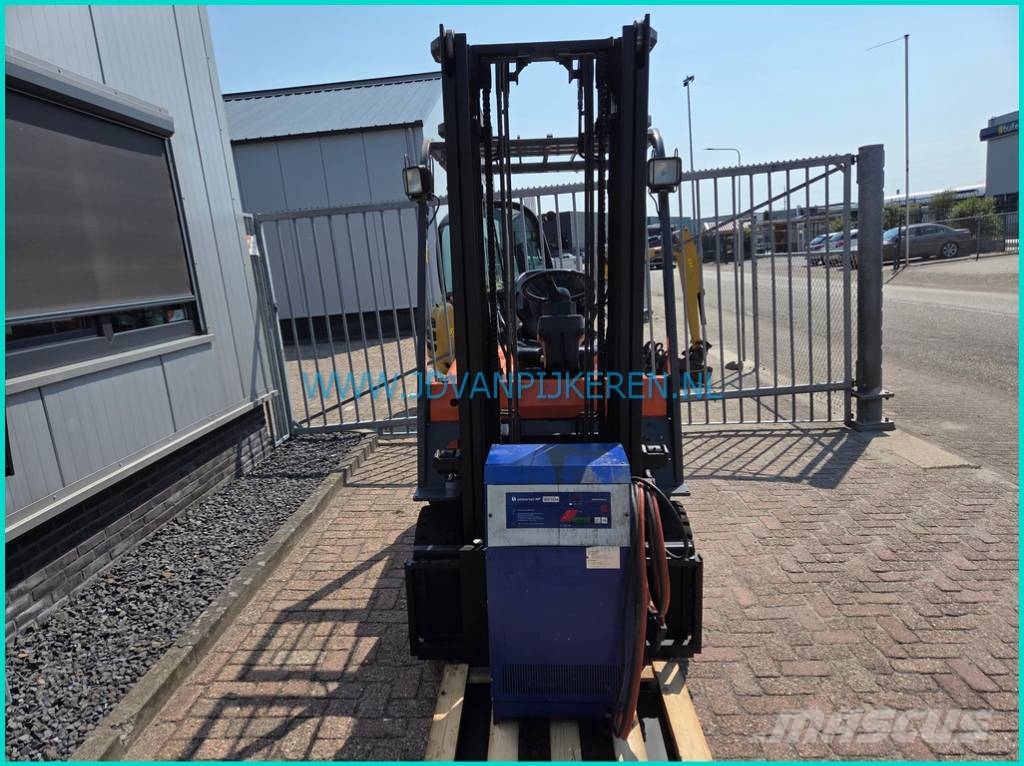 Toyota FBMF20 sideshift + 4x hydraulic Akumulátorové vozíky