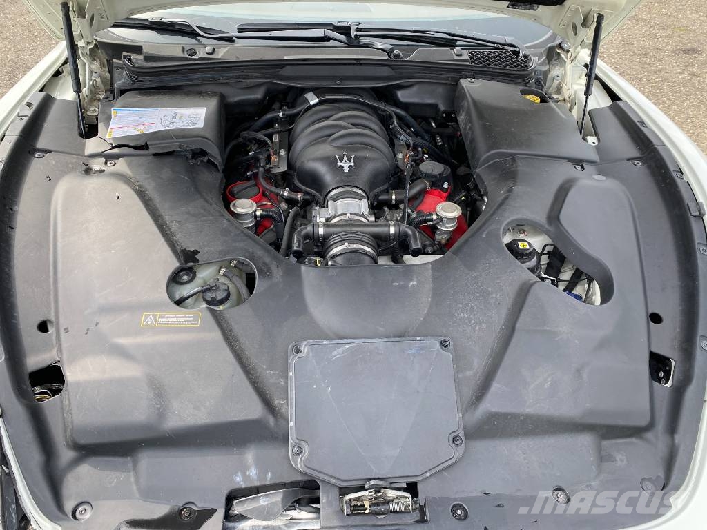Maserati GRANTURISMO M145 4.7i V8 32v Carte Grise Française Carros