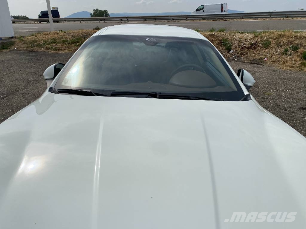Maserati GRANTURISMO M145 4.7i V8 32v Carte Grise Française Carros