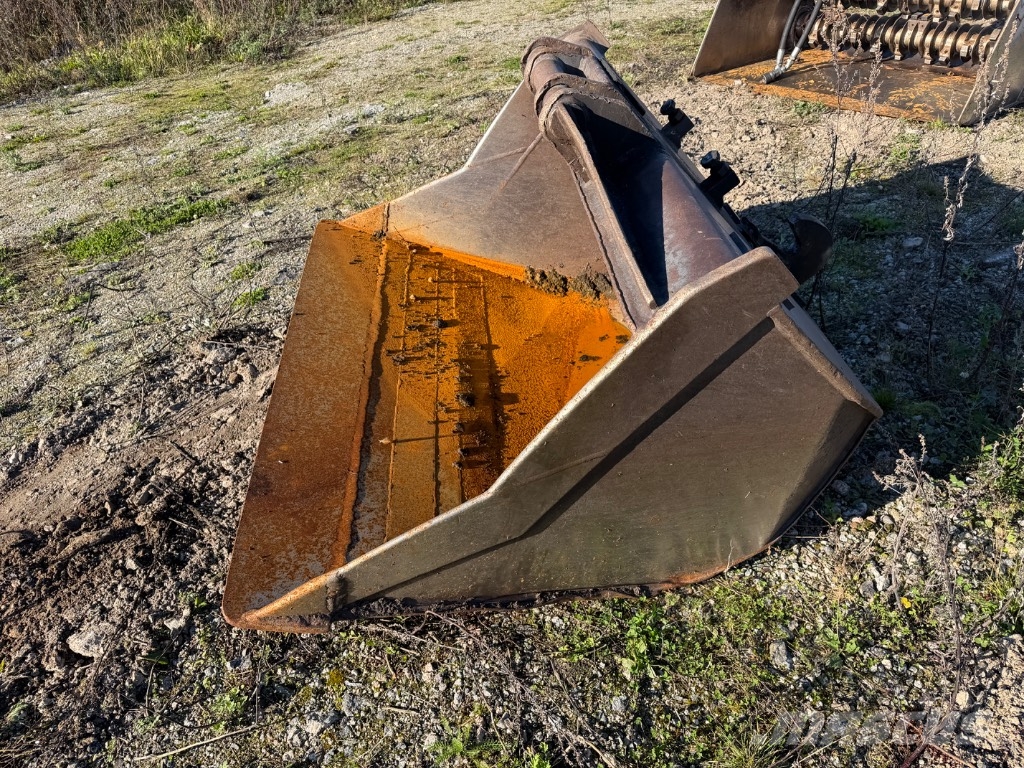 Volvo EW 200 Pyöräkaivukoneet