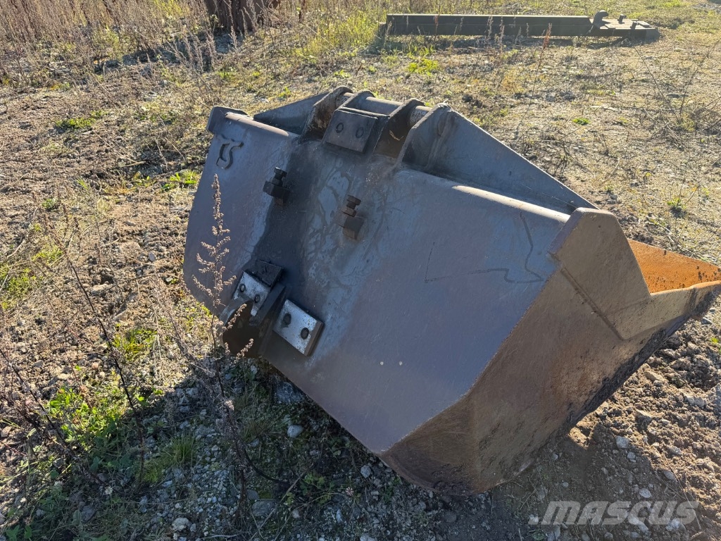 Volvo EW 200 Pyöräkaivukoneet