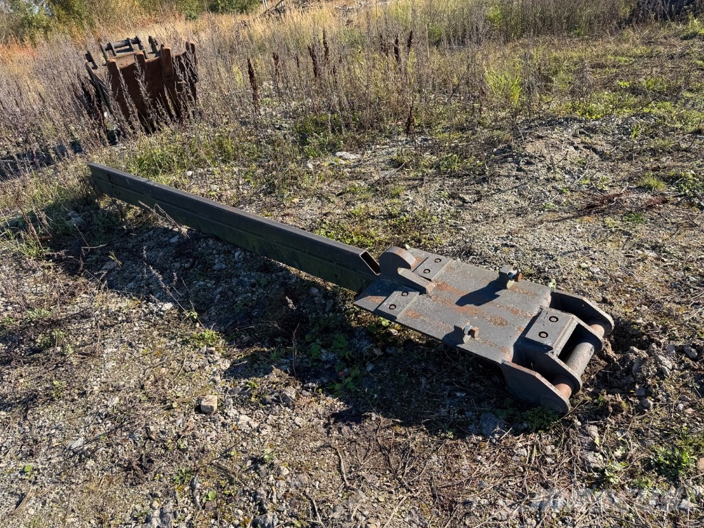 Volvo EW 200 Pyöräkaivukoneet