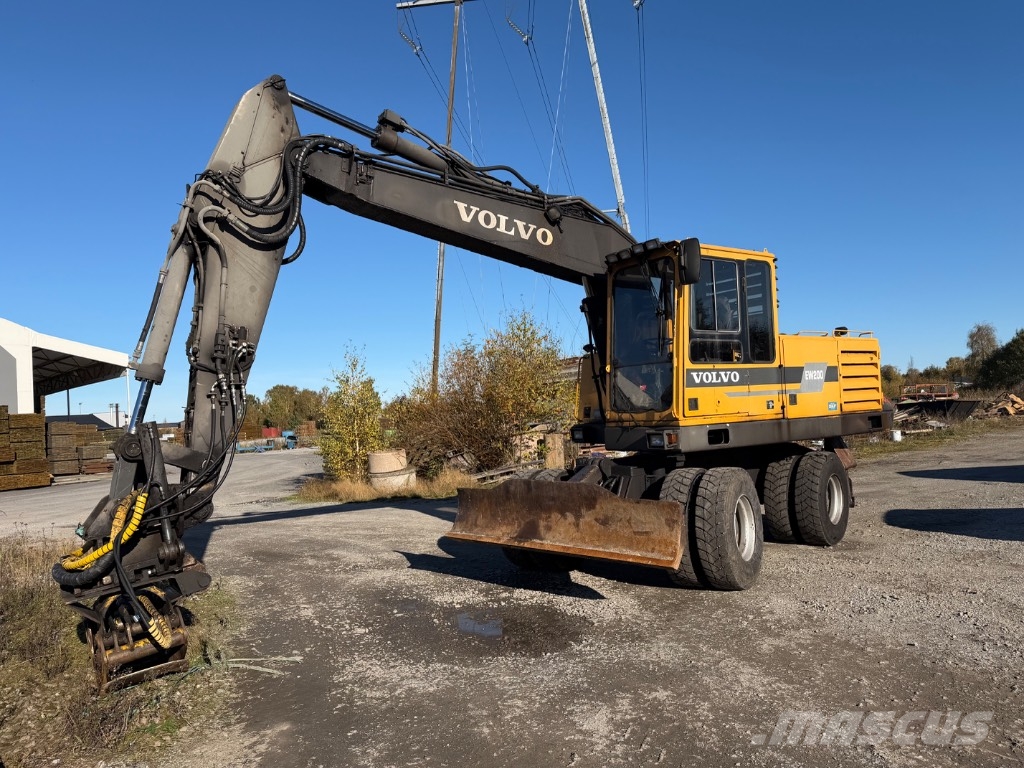 Volvo EW 200 Pyöräkaivukoneet