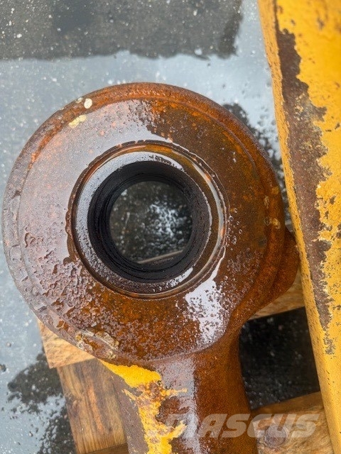 Liebherr L 566 ŁĄCZNIK ŁYŻKI Kopad