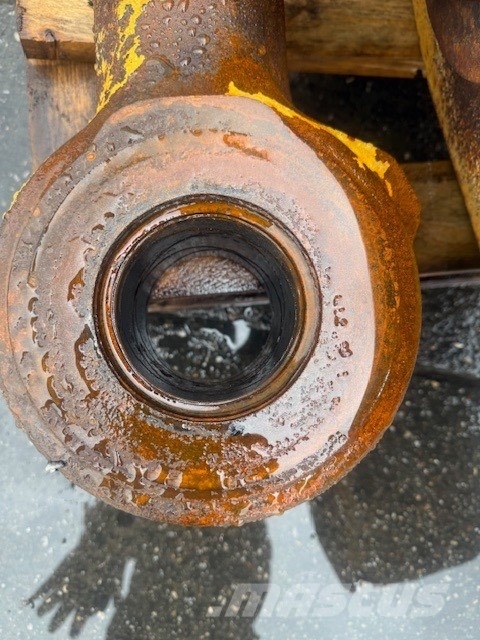 Liebherr L 566 ŁĄCZNIK ŁYŻKI Kopad