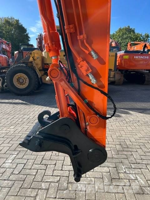 Hitachi ZX 160 LC-6 履带挖掘机