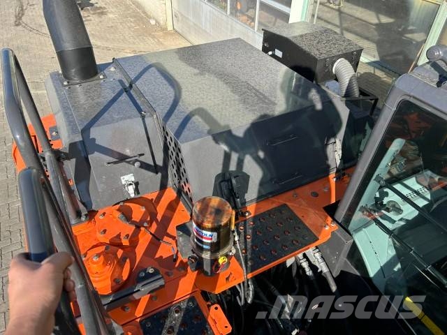 Hitachi ZX 160 LC-6 履带挖掘机