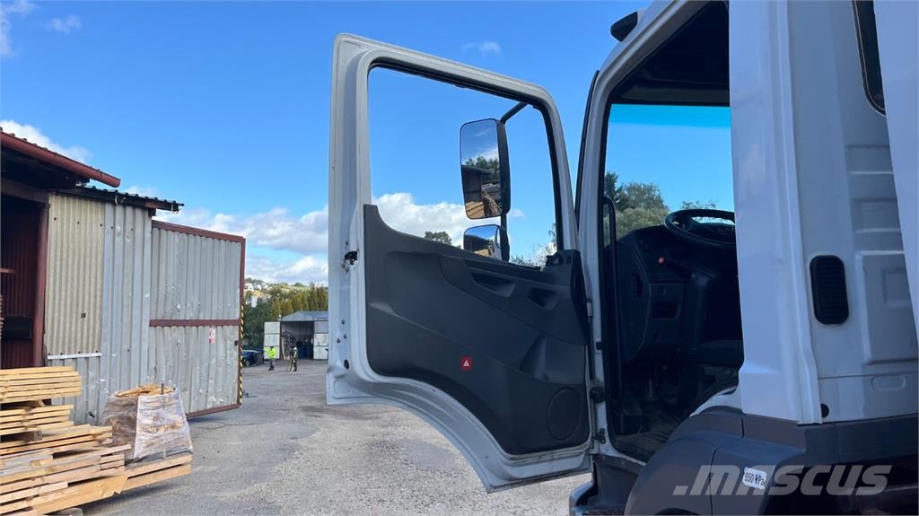 Mercedes-Benz AXOR 1828 L Chassis met cabine