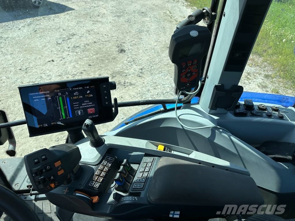 Valtra G 135 Versu Tractores
