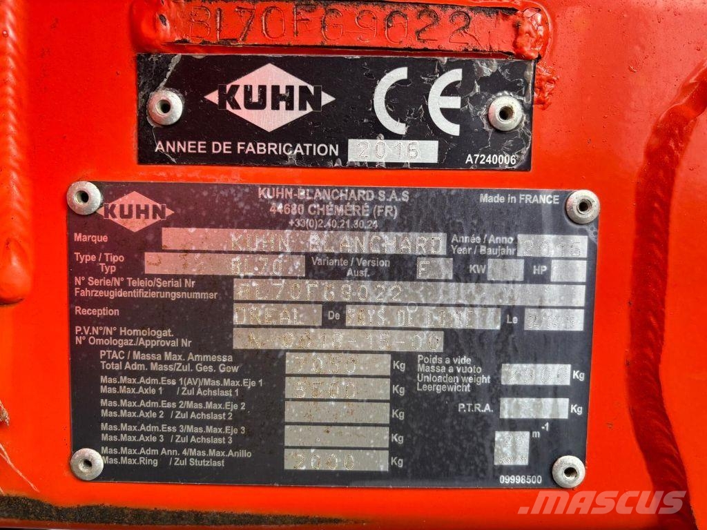 Kuhn Métris 3202s Trailed sprayers
