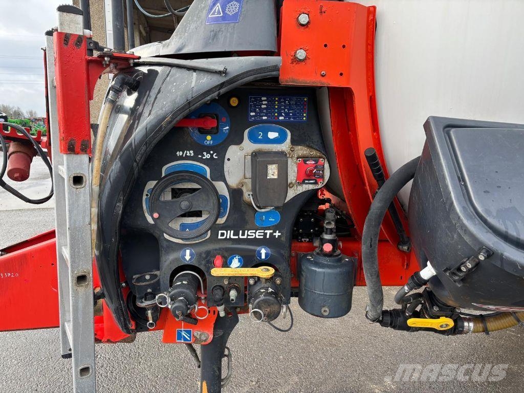 Kuhn Métris 3202s Trailed sprayers