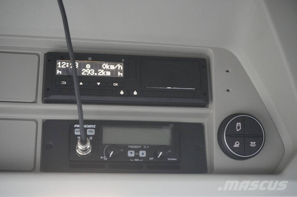 Iveco S-Way AS260S460Y-FP / No mileage / KRONE 18 EPAL Temperature controlled trucks