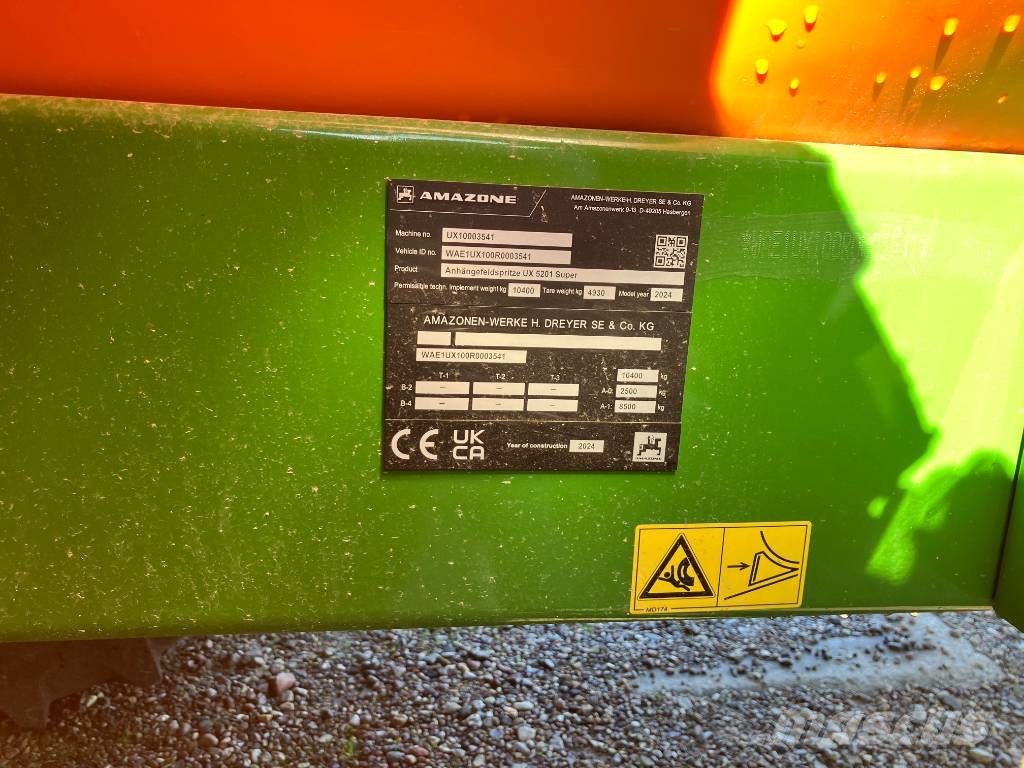 Amazone UX 5201 Super Vontatott trágyaszórók