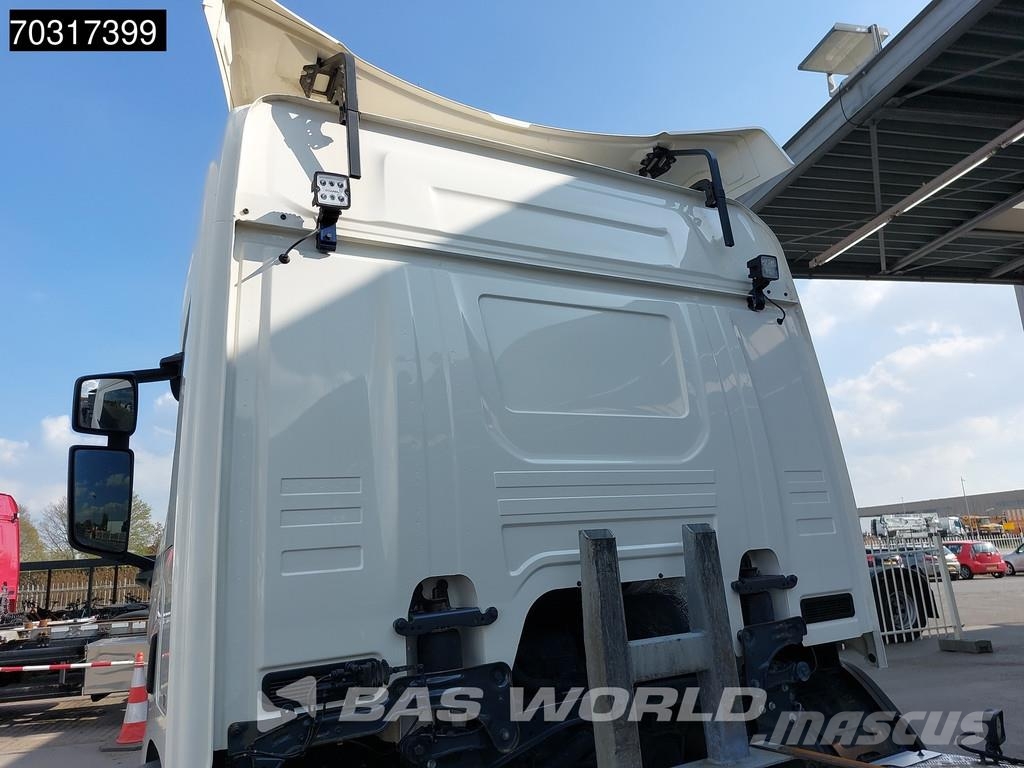 Scania P500 P 6X2 BDF 2500kg Ladebordwand Retarder Lift+s Cable lift demountable trucks