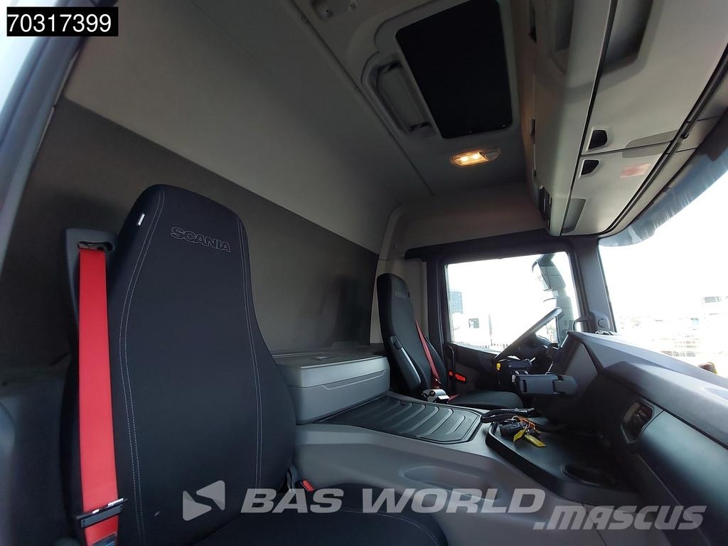 Scania P500 P 6X2 BDF 2500kg Ladebordwand Retarder Lift+s Cable lift demountable trucks