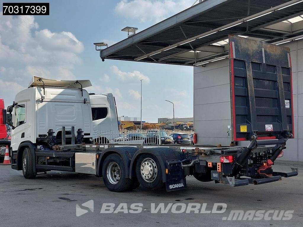 Scania P500 P 6X2 BDF 2500kg Ladebordwand Retarder Lift+s Cable lift demountable trucks