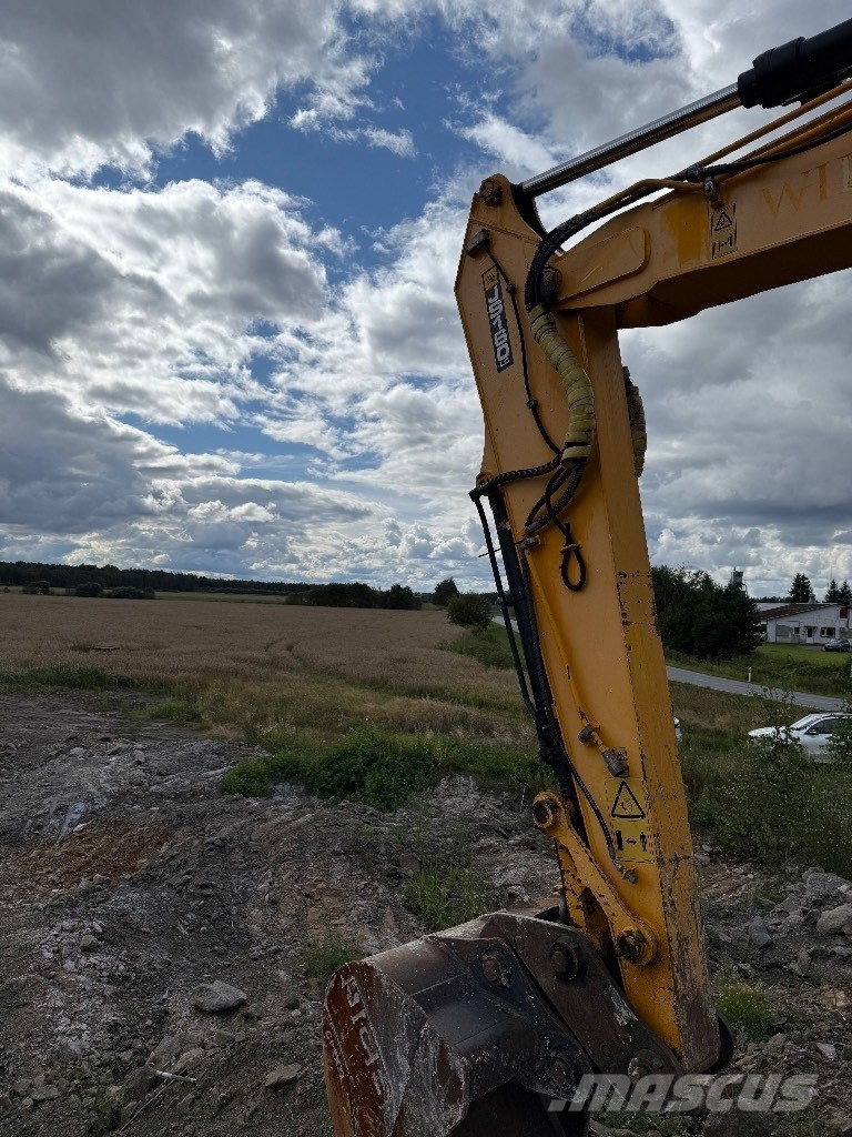 JCB JS 160 LC Kāpurķēžu ekskavatori