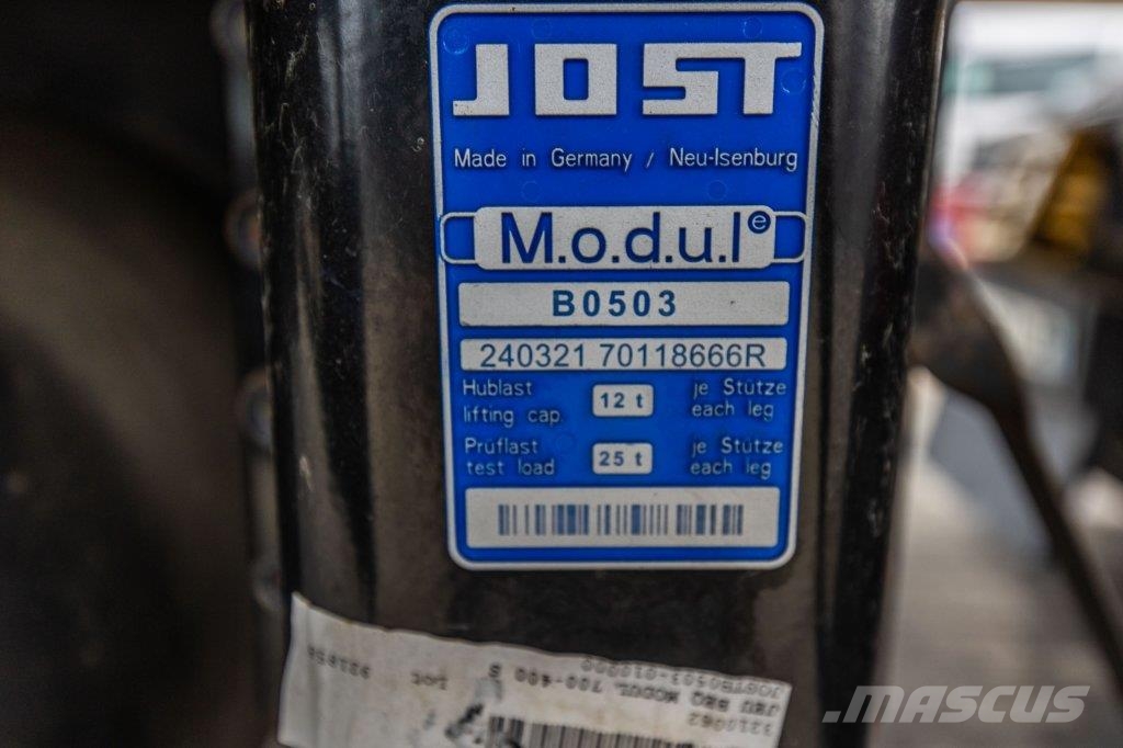 Kässbohrer KASSBOHRER+CARRIER VECTOR 1550 MONO Напівпричепи-рефрижератори