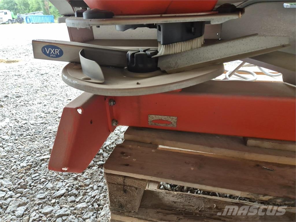 Rauch AXIS M30.1 pintalevitin Розсіювач мінеральних добрив