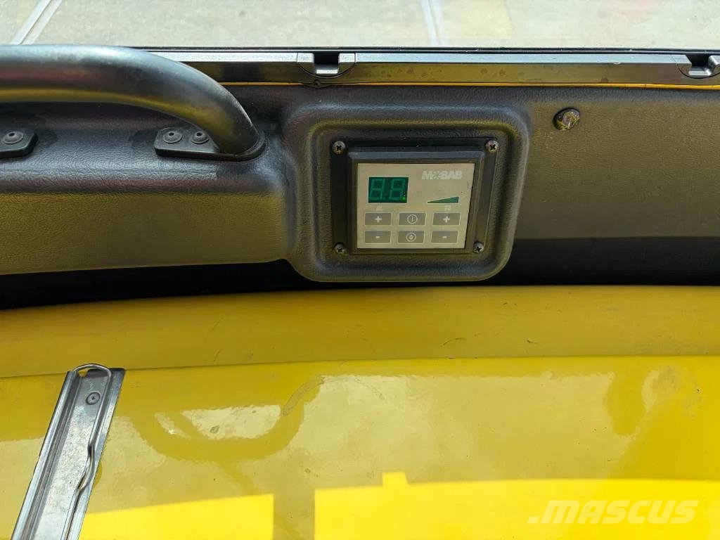 Hyster J3.0 XN CAT 3 GD Electric forklifts