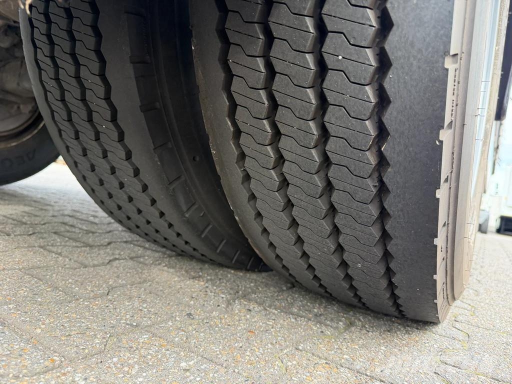 Krone Schuifzeil-Dak / 2500kg Laadklep / Stuur-as / APK Tentpoolhaagised