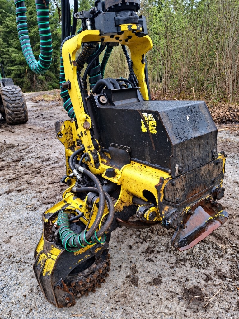 John Deere 1270 G Harvesters