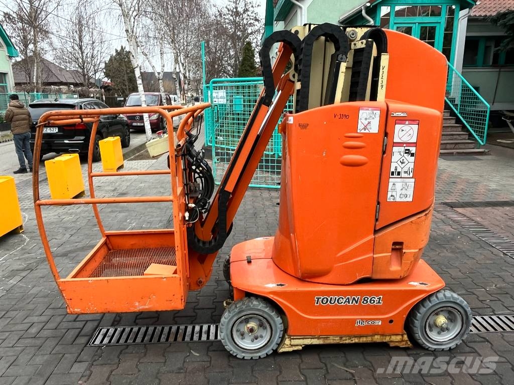 JLG TOUCAN 860 V-3237 EO Вертикальні щоглові підйомники