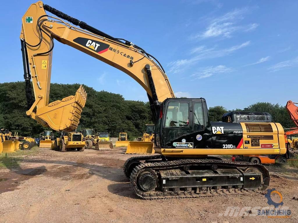 CAT 330DL Гусеничні екскаватори