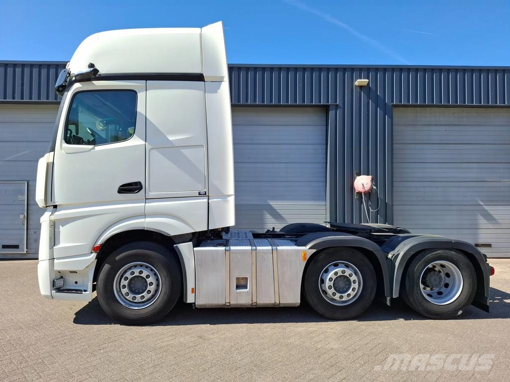 Mercedes-Benz Actros 2545 GIGASPACE 6X2 12238 Camiones tractor