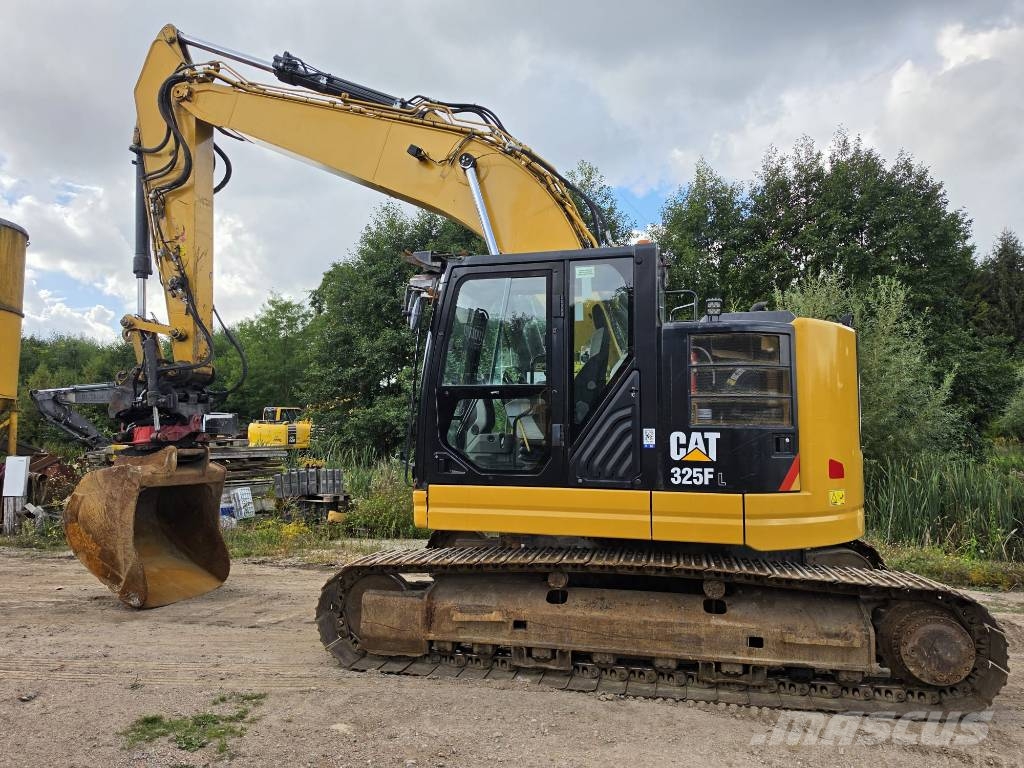 CAT 325 FL CR Beltegraver