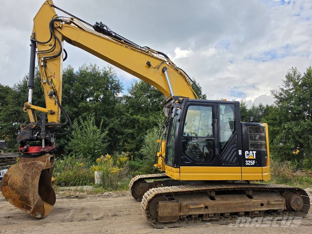 CAT 325 FL CR Beltegraver