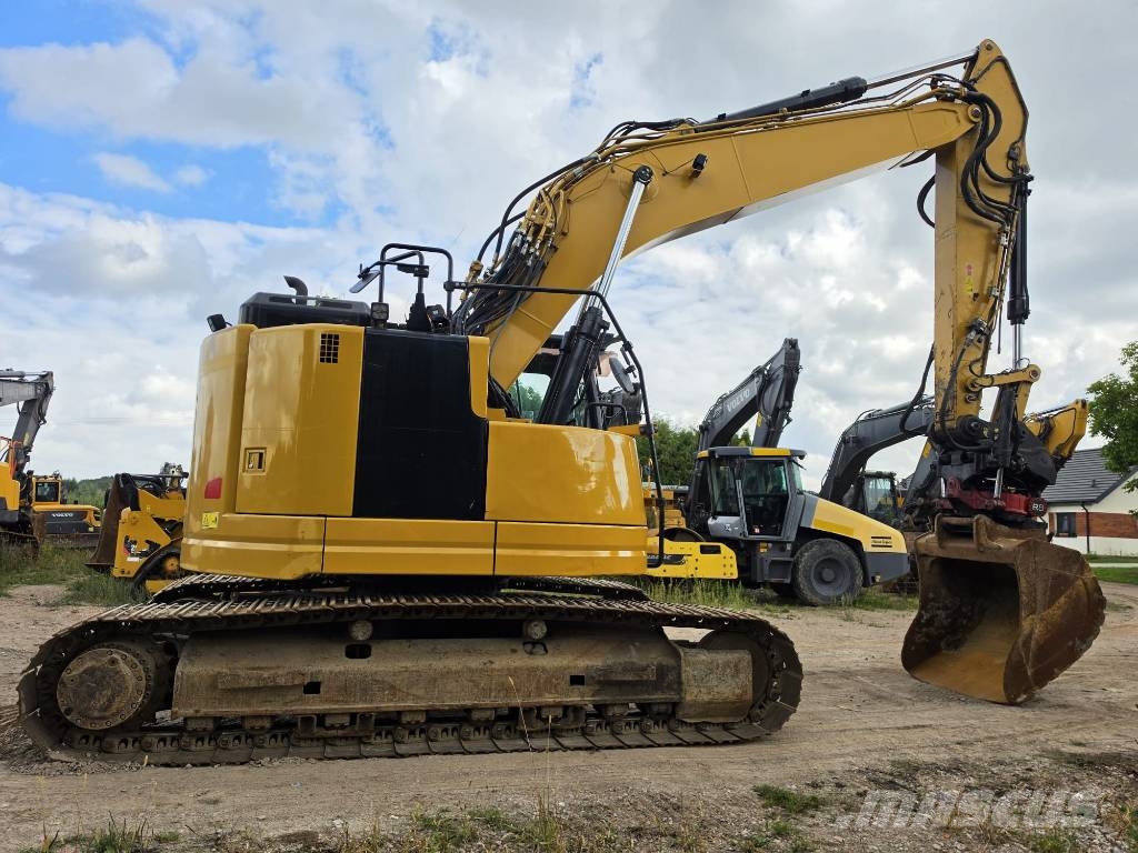 CAT 325 FL CR Beltegraver