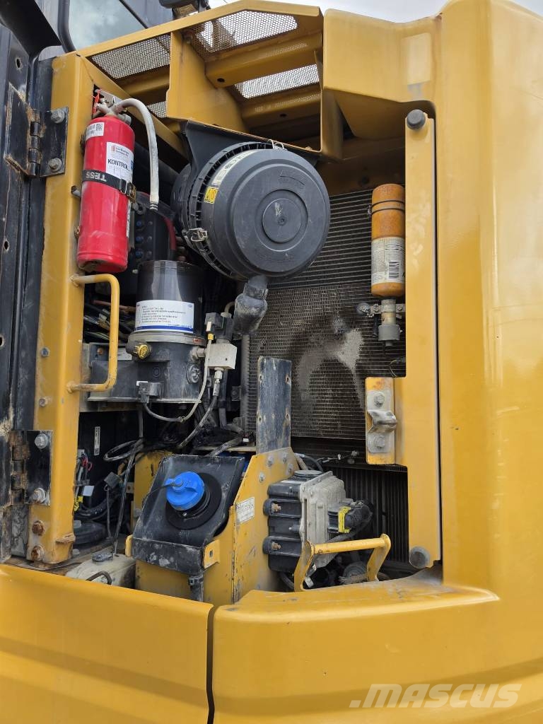 CAT 325 FL CR Beltegraver