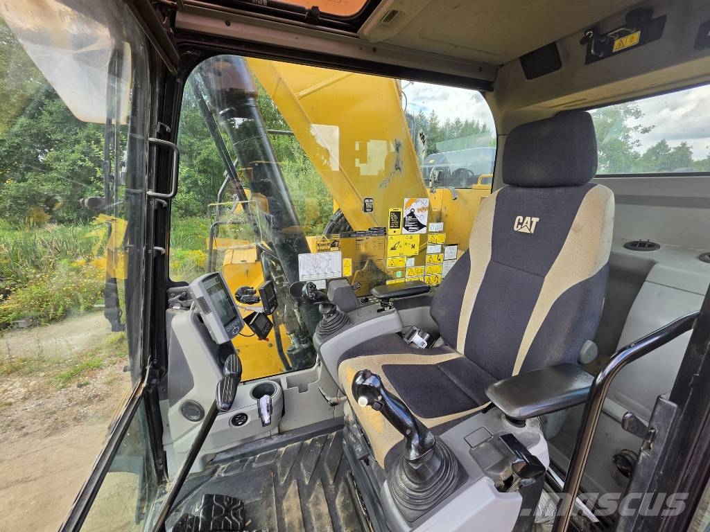 CAT 325 FL CR Beltegraver