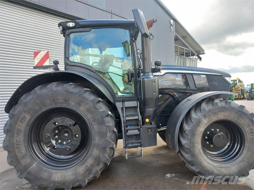 John Deere 6R 250 Sonderlackierung-schwarz Tratores Agrícolas usados