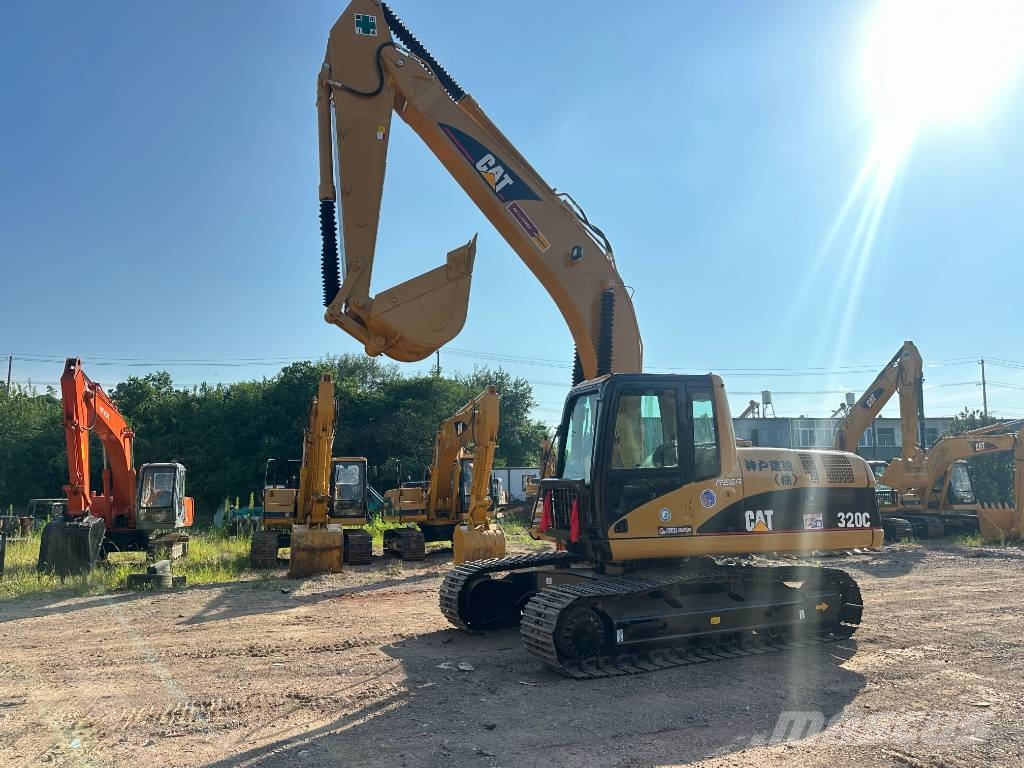 CAT 320 C Kāpurķēžu ekskavatori
