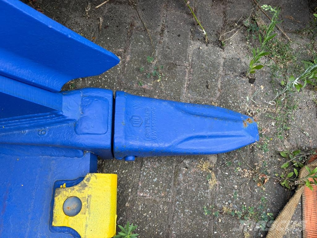 Rock bucket with Teeth - CE - New - Top Condition Laadkranen
