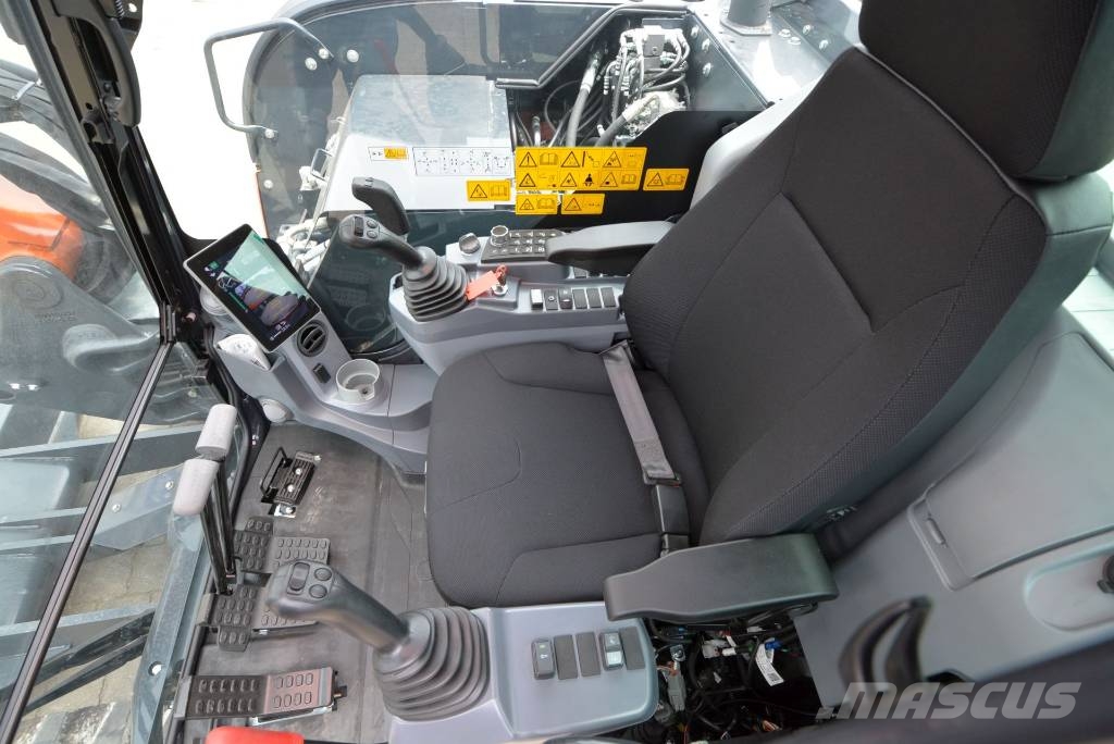 Hitachi ZX 95 USB-7 VA Midi rýpadlá 7 t - 12 t